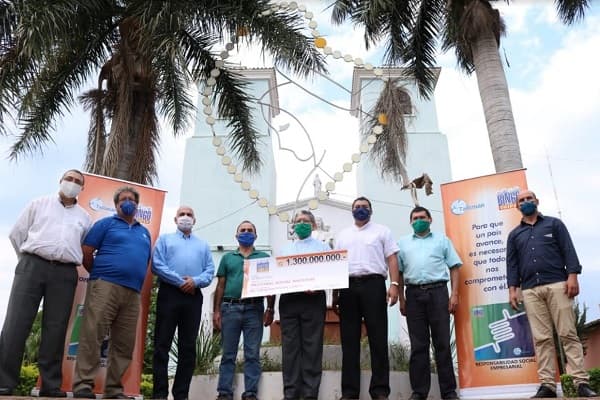 Empresa de juegos de azar dona más de G. 1.000 millones a Pastoral Social