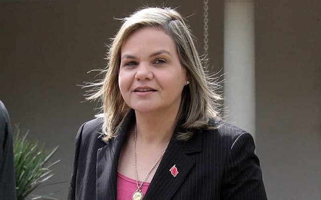 “Quiero ser la primera mujer presidenta del Congreso”, dice Lilian Samaniego