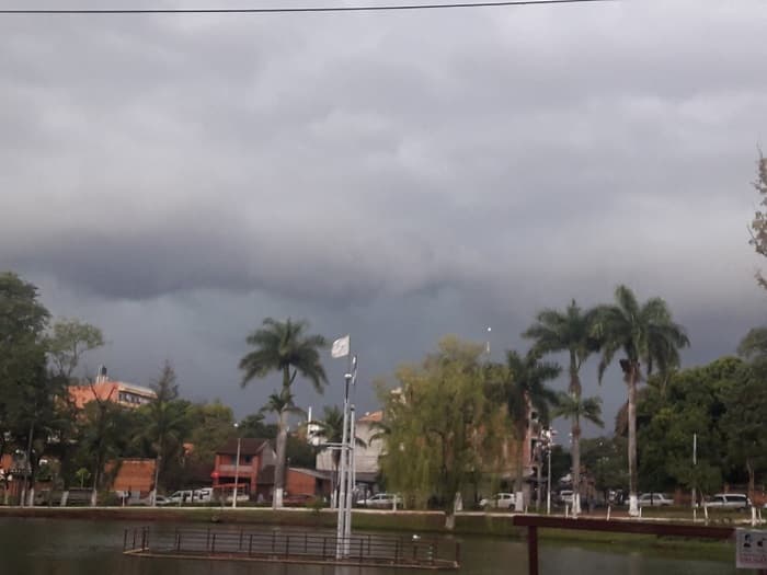 Meteorología anuncia tormentas para este sábado