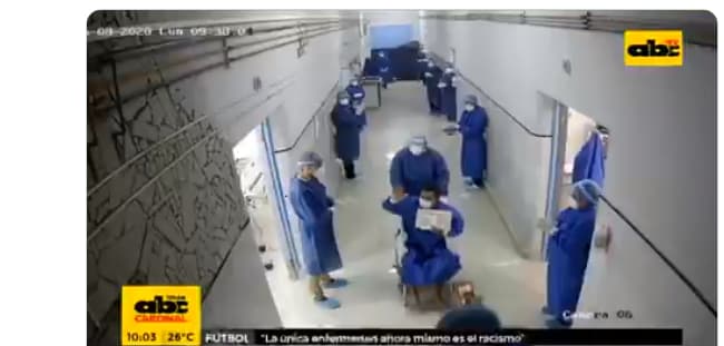 Chileno agradece atención al salir de terapia