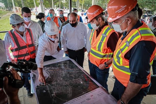 Abdo Benítez verifica “la obra más grande en la historia” de Ñeembucú