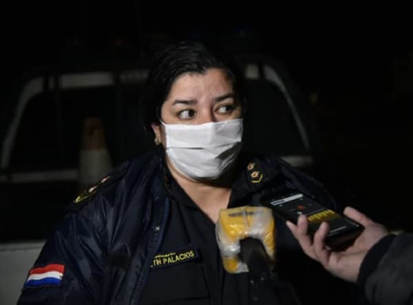 Agente policial resulta herido durante asalto a pizzería