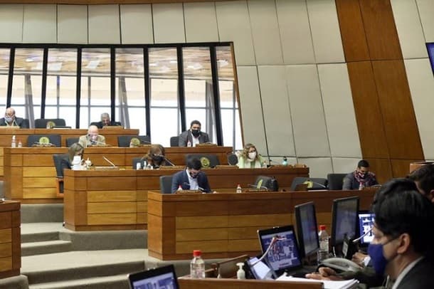 Mentir en declaraciones juradas no será penado, según ley sancionada