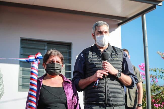 “Estamos luchando diariamente contra la corrupción”, afirma Abdo Benítez