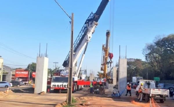 Construcción de viaductos del Corredor Vial Botánico llega a 50%