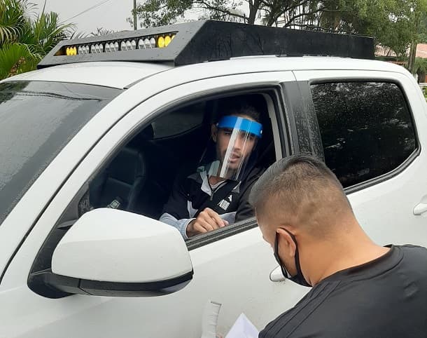 Futbolistas se someten a prueba de Covid-19