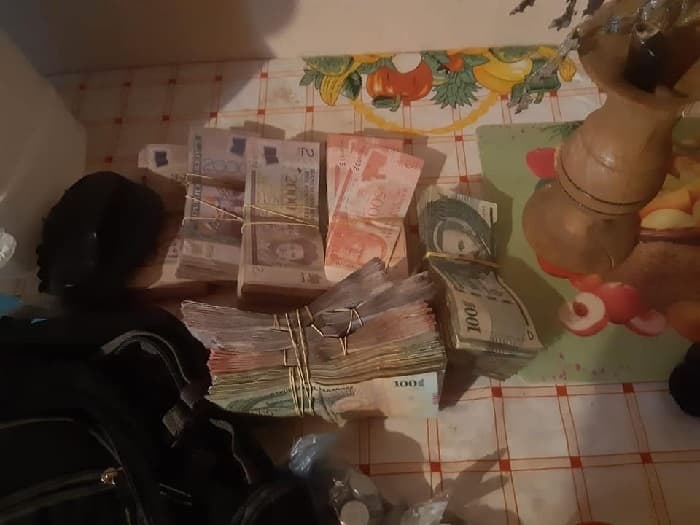 Capturan a sospechosos de asalto a local de Pechugón