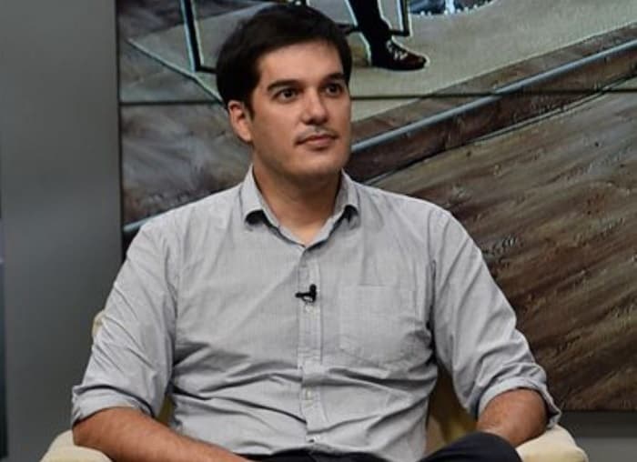 Es mejor retroceder que juntar cadáveres de calles, dice Sequera