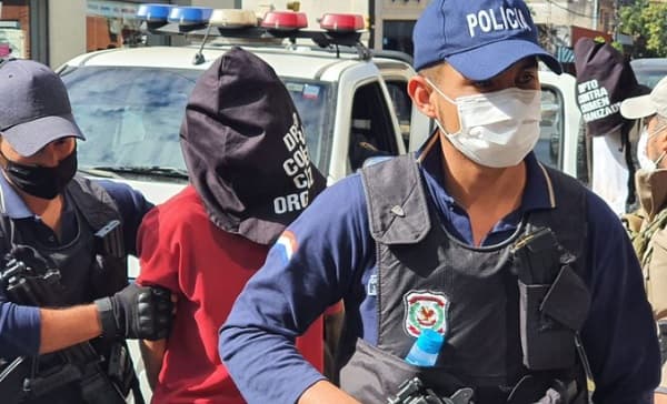 Fiscalía imputa a tres personas vinculadas al tráfico de armas