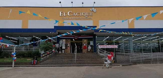 Local comercial cierra temporalmente, tras contagios de Covid-19