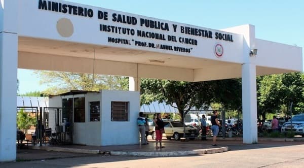 Buscan esclarecer cómo se dio transmisión de VIH en adolescente