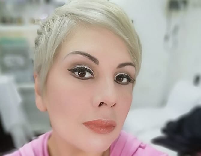 Periodista que critica privilegios en el Gobierno tiene un hermano en la función pública