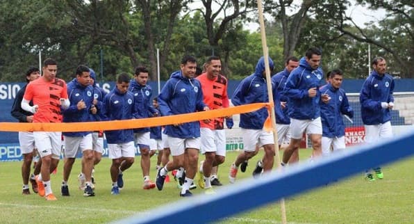 Si resultados salen negativos, el 12 de Octubre jugará el jueves