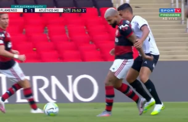 Junior Alonso anula a uno de los mejores delanteros de Sudamérica