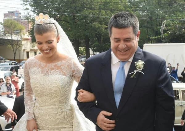 A más de una semana, Fiscalía abre carpeta sobre boda de Sol Cartes