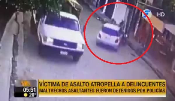 Víctimas atropellan a asaltantes para que sean detenidos