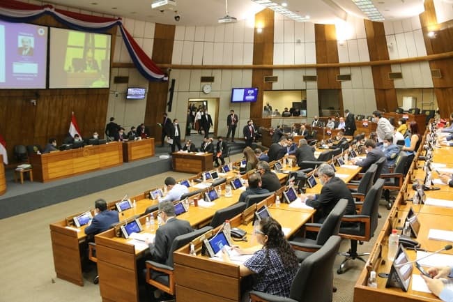 Diputados sanciona ley de arancel cero en universidades públicas