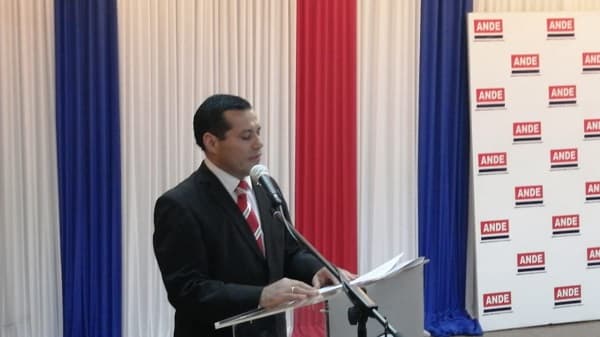 ANDE pospone pago de facturas para sectores afectados por la pandemia