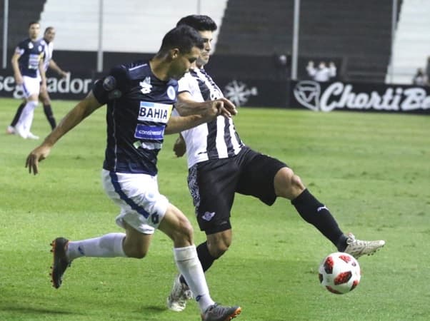 Libertad resigna un empate ante 12 de Octubre