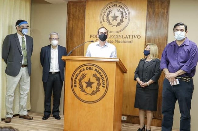 Senadores “aliados” denuncian persecución del oficialismo