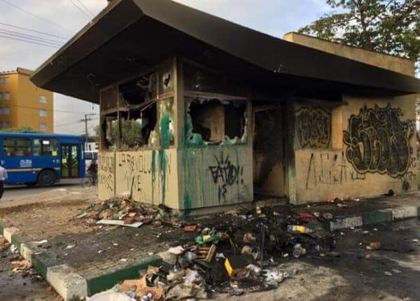 Cinco muertos tras protesta por brutalidad policial en Colombia