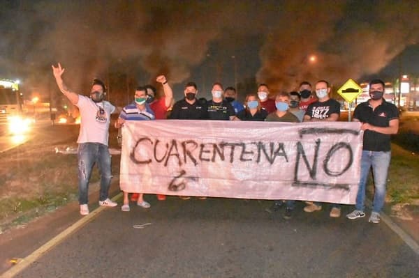 Caaguazú: Comerciantes se manifiestan ante posible retroceso de fases