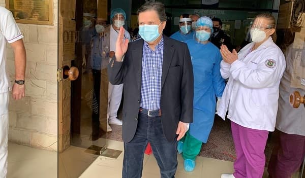 Euclides Acevedo recibe el alta en el Hospital de Policía