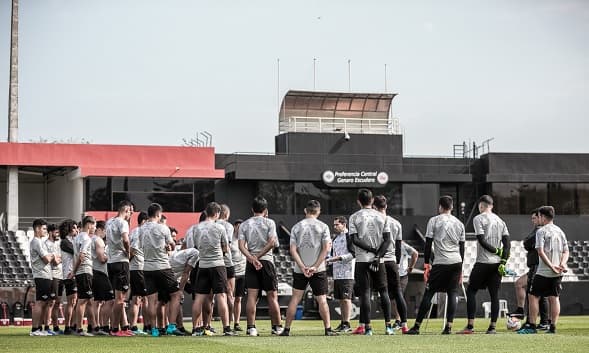 Libertad mide a Boca en Buenos Aires