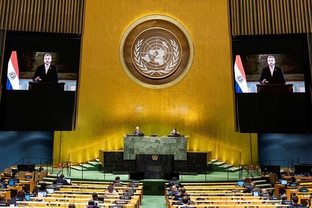 Abdo Benítez plantea respuestas para encarar la reactivación