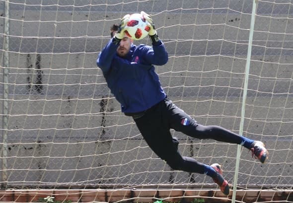 Antony Silva ya practica en Nacional