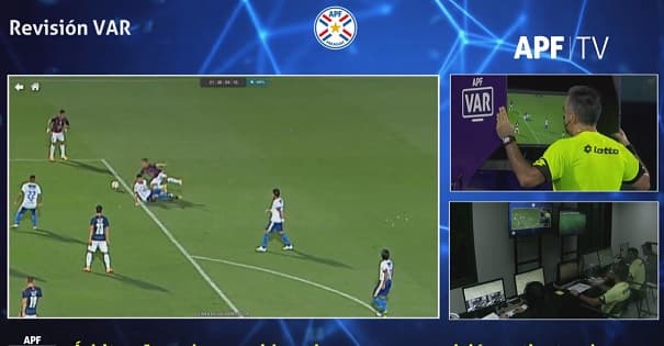 Audio del VAR revela qué consideró Benítez para cobrar penal