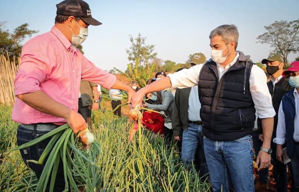 Abdo Benítez destaca reactivación económica e inversión