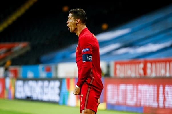 Cristiano da positivo a Covid-19