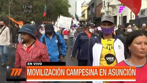 Campesinos se manifiestan exigiendo condonación de deudas