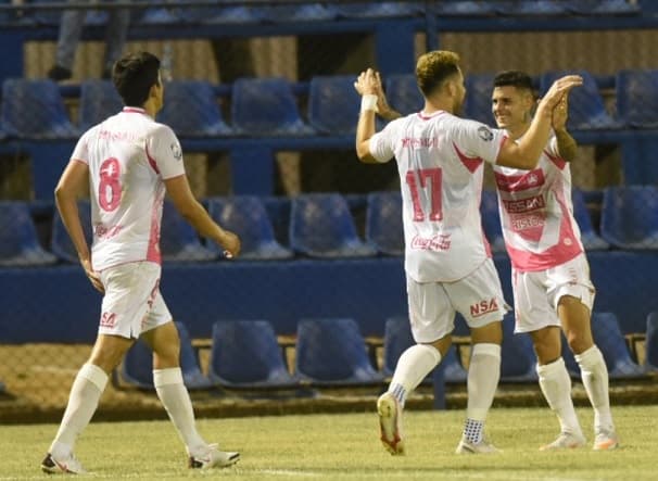 Sol triunfa ante Guaraní