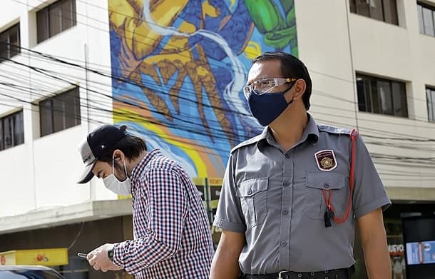 Sin fases, se da luz verde a más actividades bajo un modo seguro