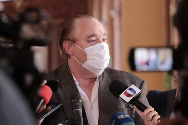 Segundo test de gobernador da negativo a Covid-19