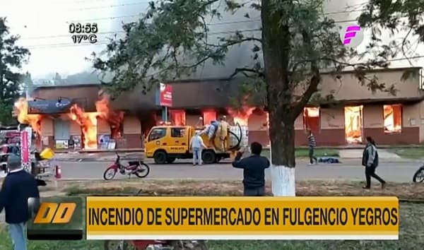 Incendio consume supermercado en Yegros