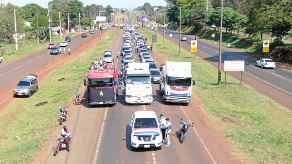 Caravana en el este del país solicita destitución de Zacarías Irún