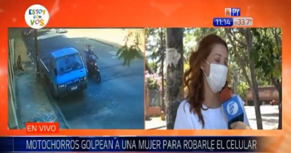 Motochorros persiguen a joven y le roban el celular