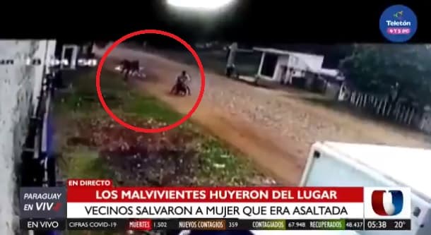 Rápida acción de vecinos salva a una mujer de asalto