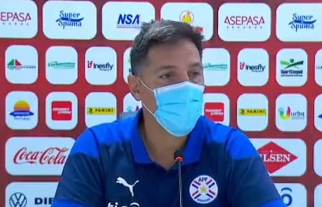 “Ojalá aprendamos”, dice Berizzo tras fiasco ante Bolivia