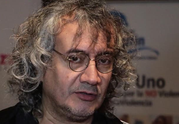 Artistas celebran legado de Rolando Chaparro en concierto