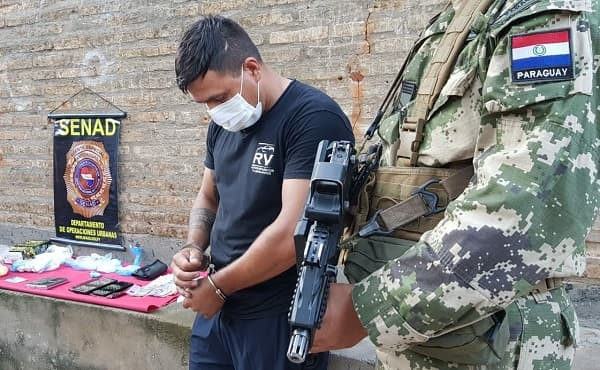 Senad incauta más de 2.400 dosis de cocaína en allanamientos