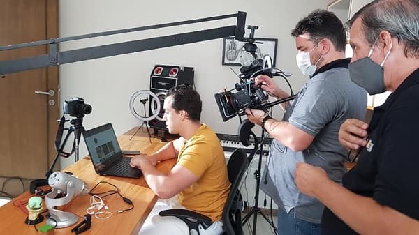 Lanzan película Navideña a estrenarse en la Costanera de Asunción