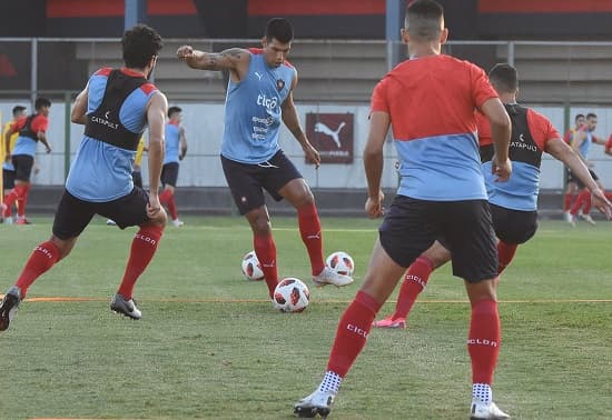 Tres partidos se jugarán en simultáneo este viernes