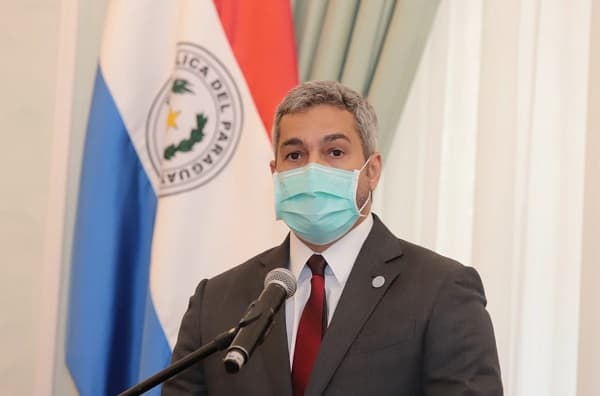 Abdo Benítez desconvoca manifestación de funcionarios colorados