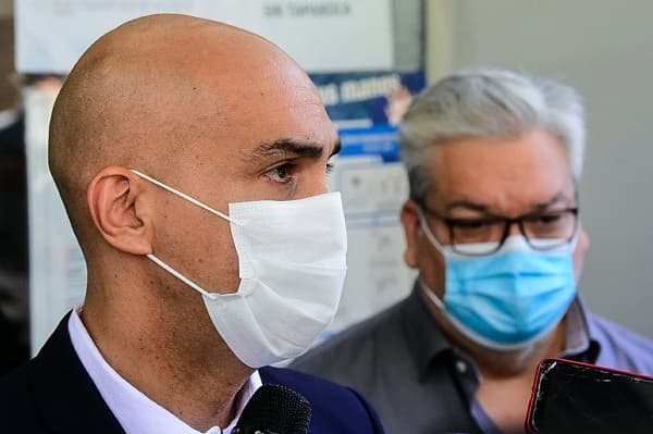 Mazzoleni responde a campaña contra uso de tapabocas