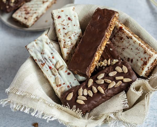 Lanzan al mercado barras de cereal con bagazo de la cebada