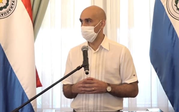 Personal de blanco y mayores de 60 años serán los primeros en vacunarse